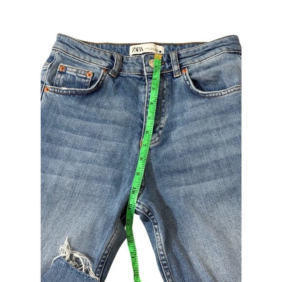 Zara Medium Wash Low Waist Cropped Raw Hem Skinny Flared Jeans Size 4 - Picture 6 of 7